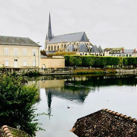 Appartement « Cocooning » Au Bord Du Loing Nemours Exterior foto